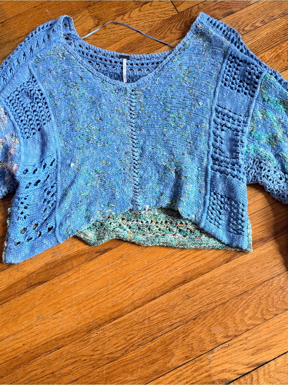 Free People Blue Cropped V-Neck Knit Sweater with Openwork